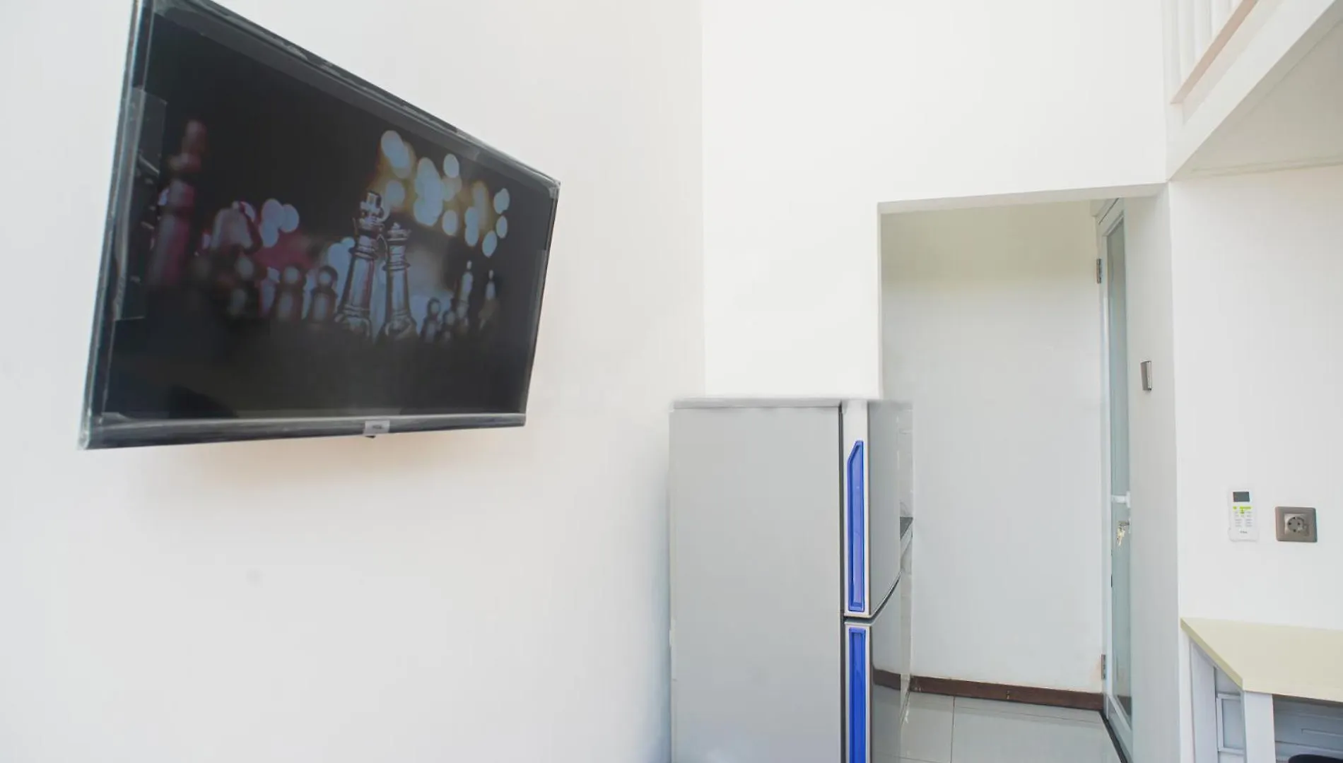 Fun Living Guest House Seminyak   Seminyak (Bali)