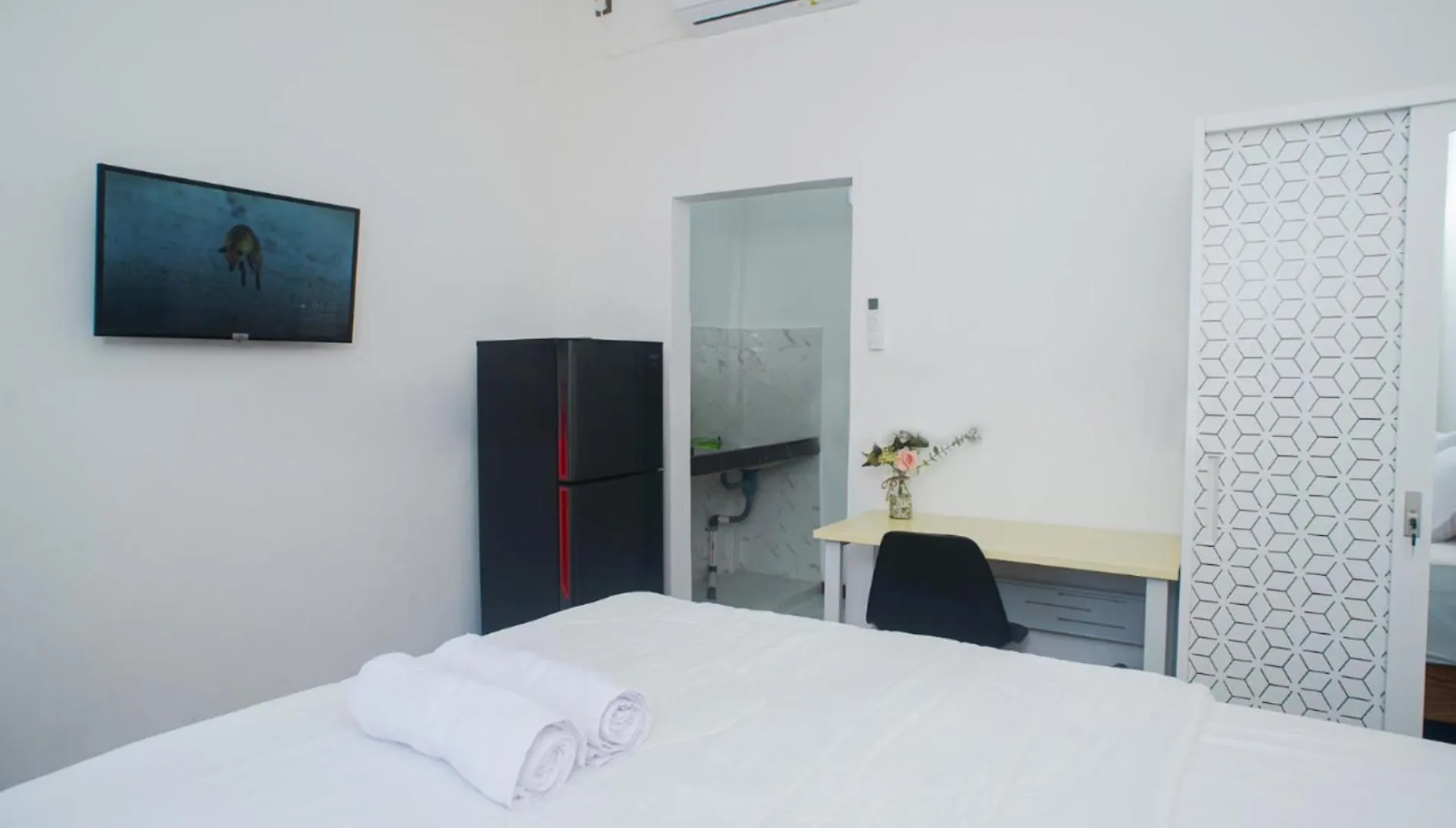 Fun Living Guest House Seminyak