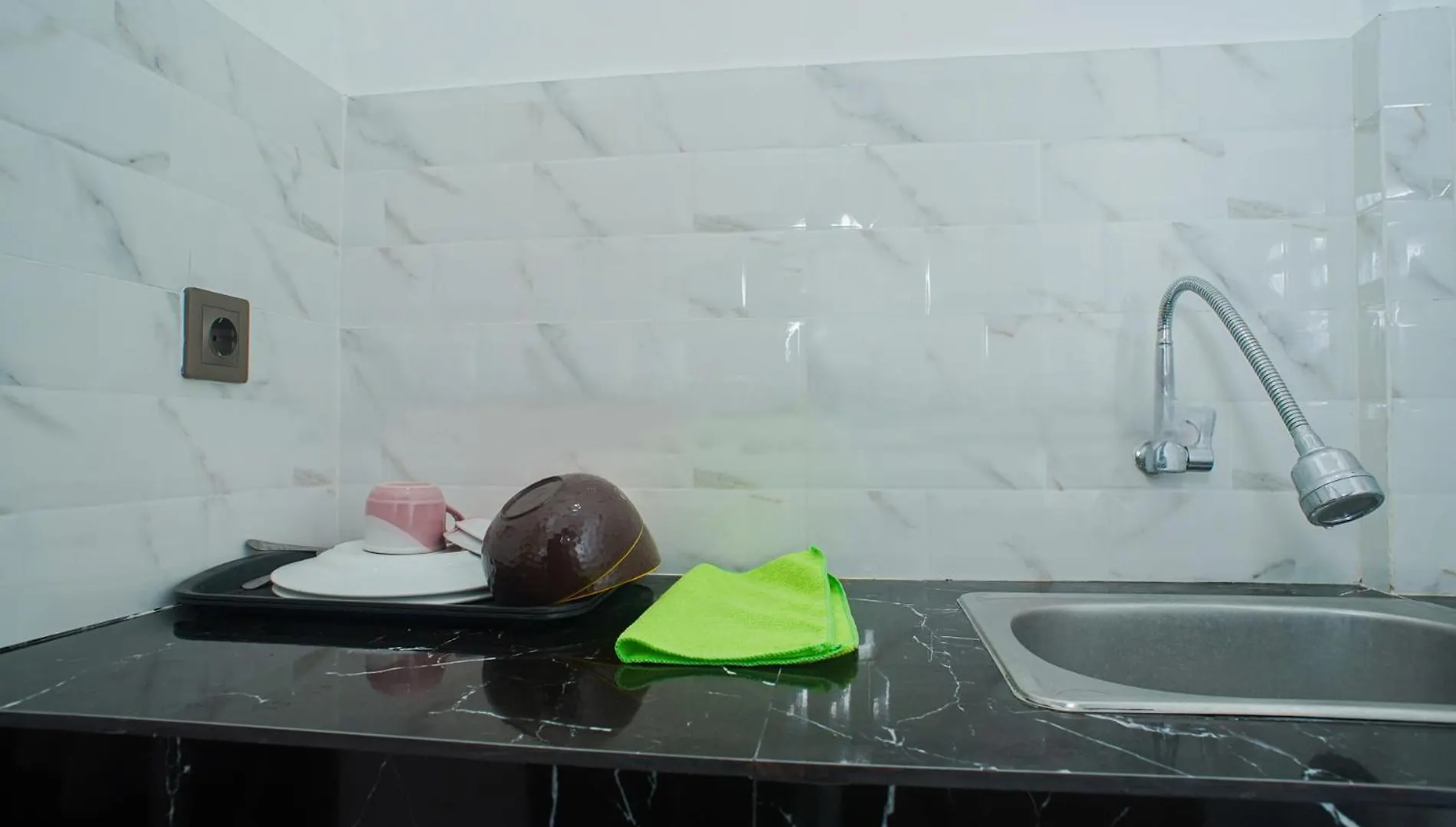 Fun Living Guest House Seminyak