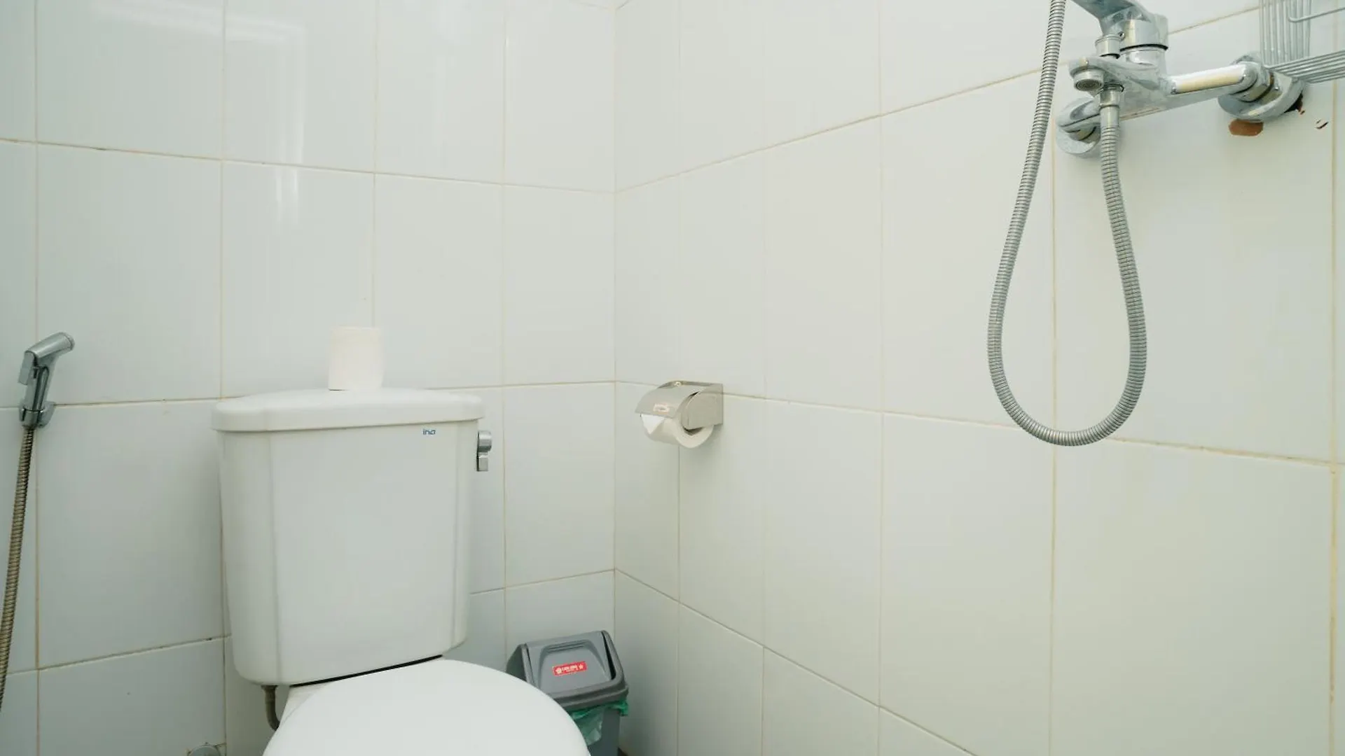 Fun Living Guest House Seminyak  Seminyak (Bali)