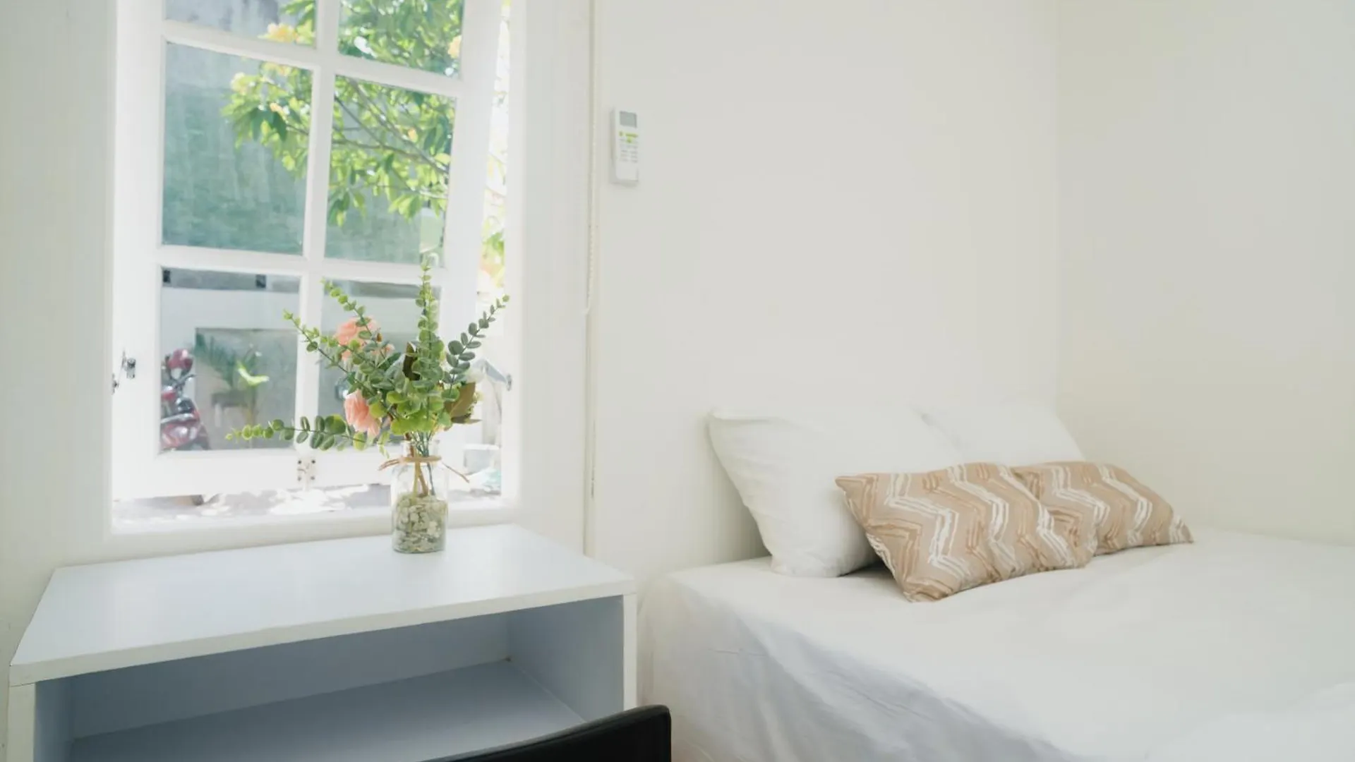Fun Living Guest House Seminyak
