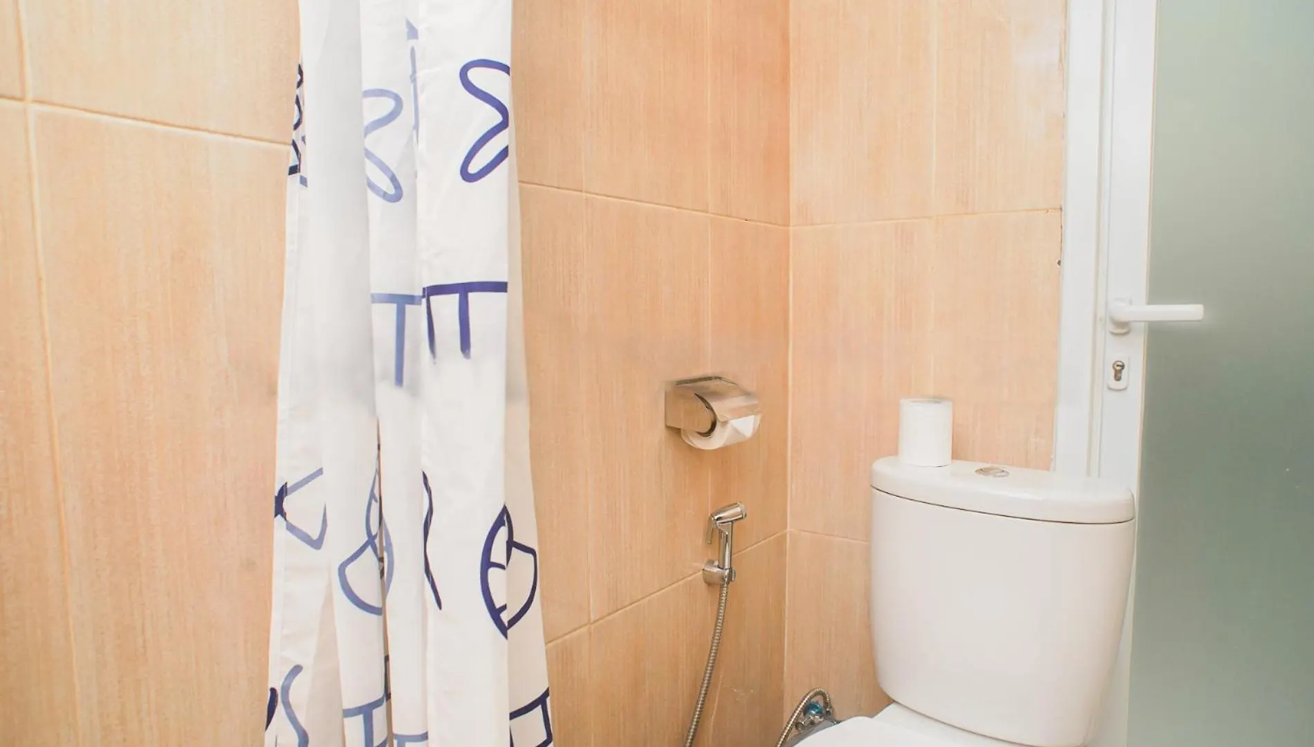 Fun Living Guest House Seminyak   Seminyak (Bali)